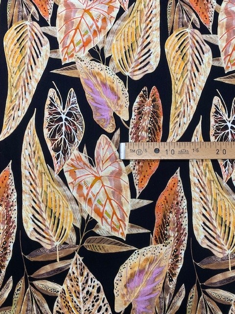 VI/LI schwarz m grossen verschi/Blattformen