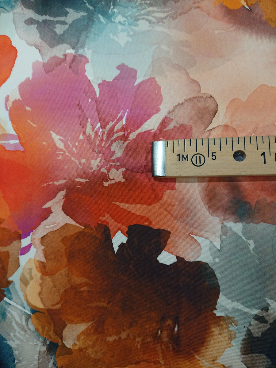 VI ecru m gros orangen/gelben Blumen