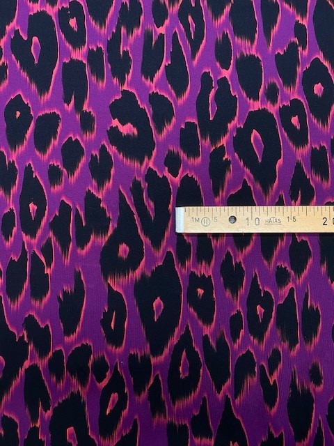 French Terry fuchsia mit Leo schwarz/orange