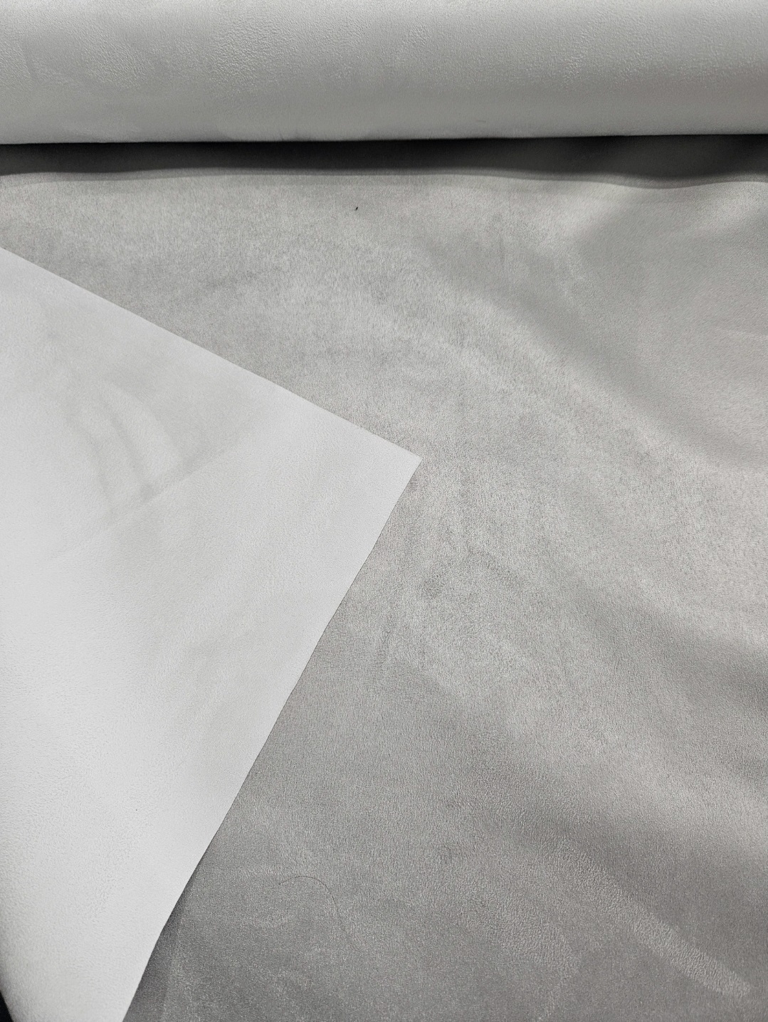 Alcantara weiss/hellgrau